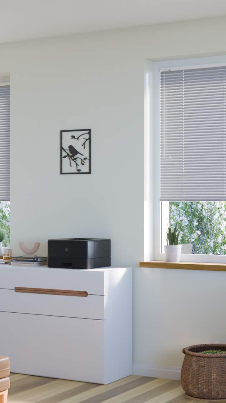 Alu 25 weiss Büro