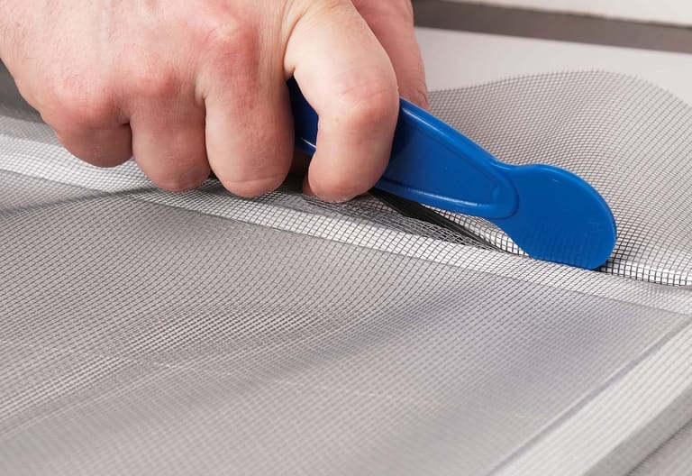 Fliegengitter reparieren